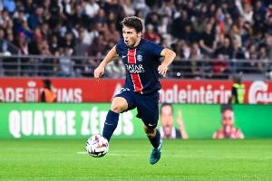 队报：内维斯将能够出战昂热 马尤卢将因内收肌伤势继续缺阵